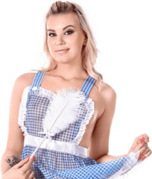 Sandra Blonde - Country Maid